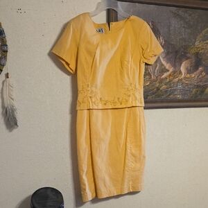 Newport News Mustard Skirt Set with Embroidery